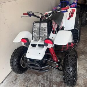 2002 Yamaha banshee 350  Comes with Chrome T6 Exhaust