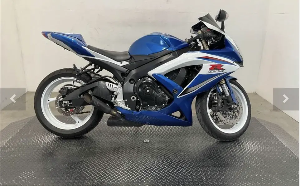 2009 SUZUKI GSX-R600K9 - Image 2