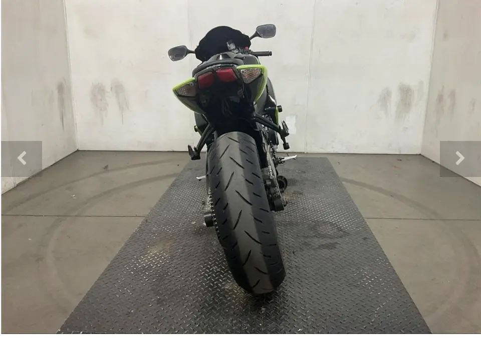 2008 SUZUKI GSX-R600K8 - Image 4