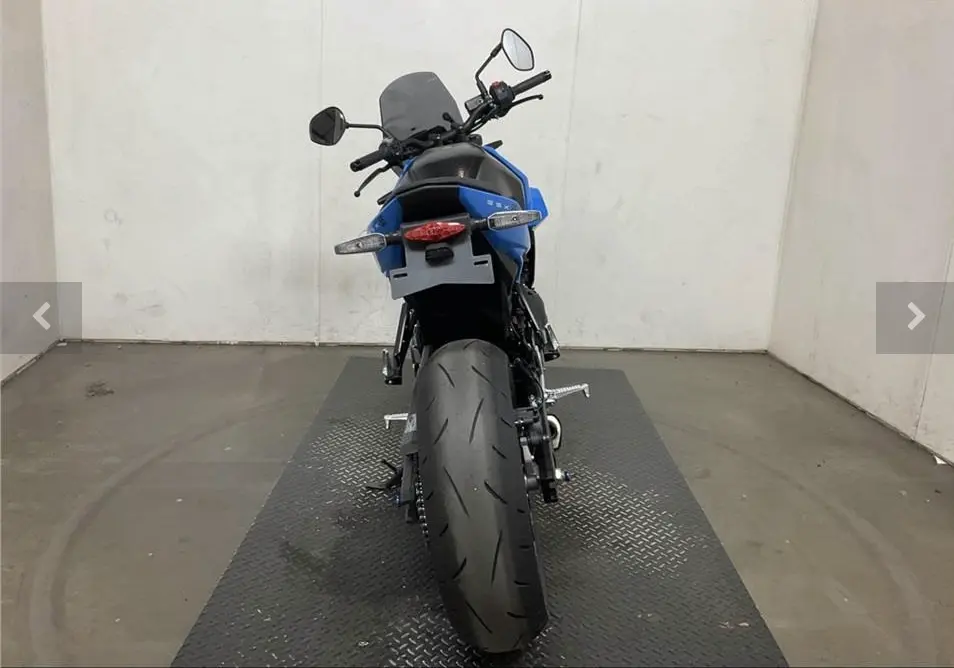 2024 SUZUKI GSX800RQM4 GSX-8S - Image 4