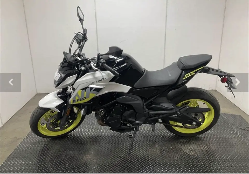 2023 CF MOTO 650NK