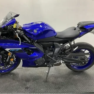 2025 YAMAHA YZF-R7