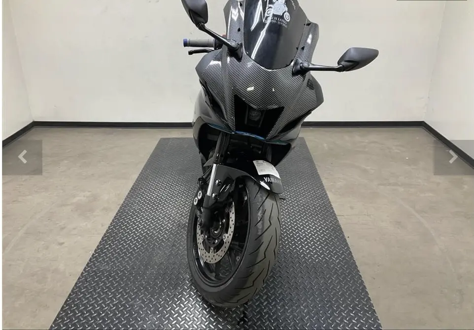 2023 YAMAHA YZF-R7 - Image 5