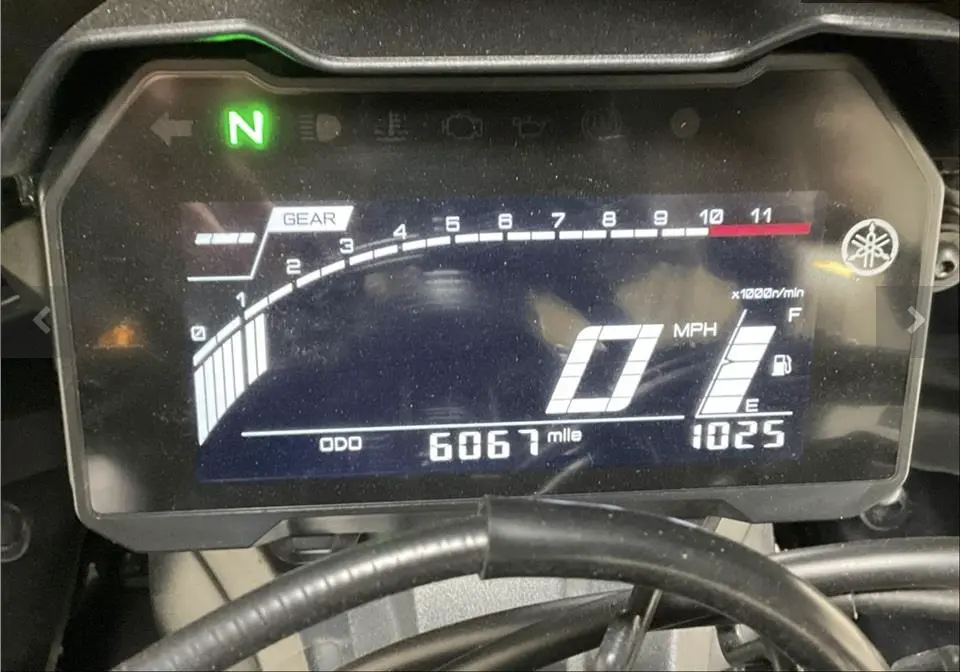 2023 YAMAHA YZF-R7 - Image 3