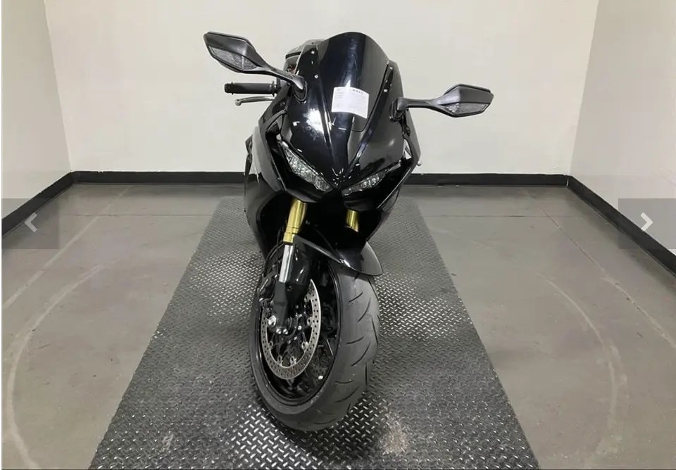 2023 HONDA CBR1000RR - Image 5