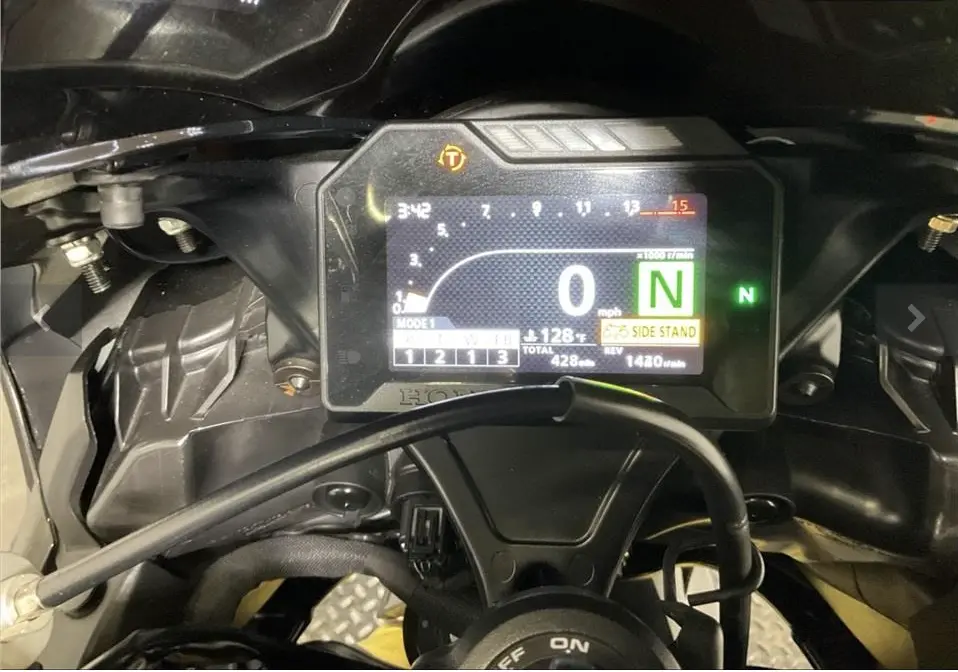 2023 HONDA CBR1000RR - Image 3