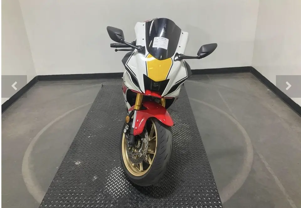 2022 YAMAHA YZF-R7 WORLD GP 60TH ANNIVERSARY EDITION - Image 4