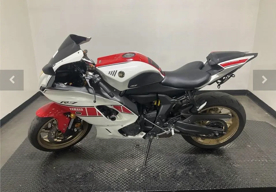 2022 YAMAHA YZF-R7 WORLD GP 60TH ANNIVERSARY EDITION