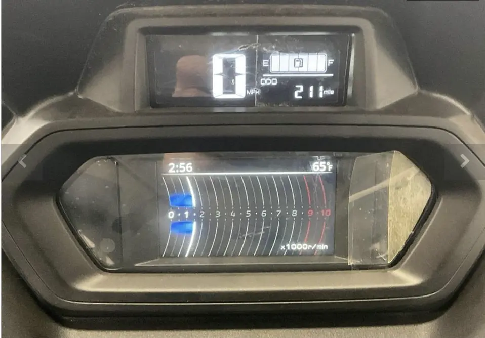 2024 YAMAHA XMAX - Image 3